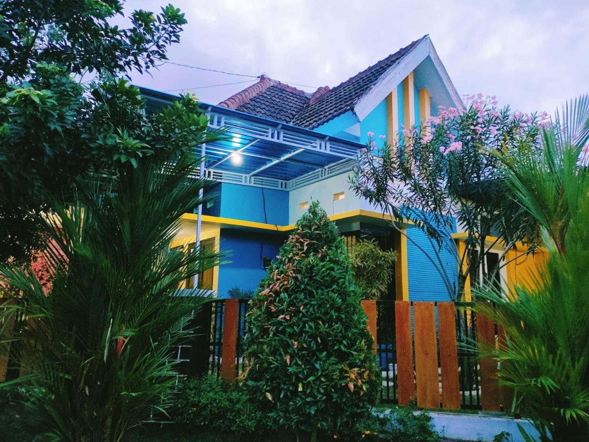 Omah Mendut Homestay Banyuwangi  Eksteriør bilde